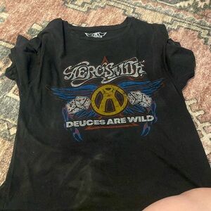Size medium Aerosmith shirt